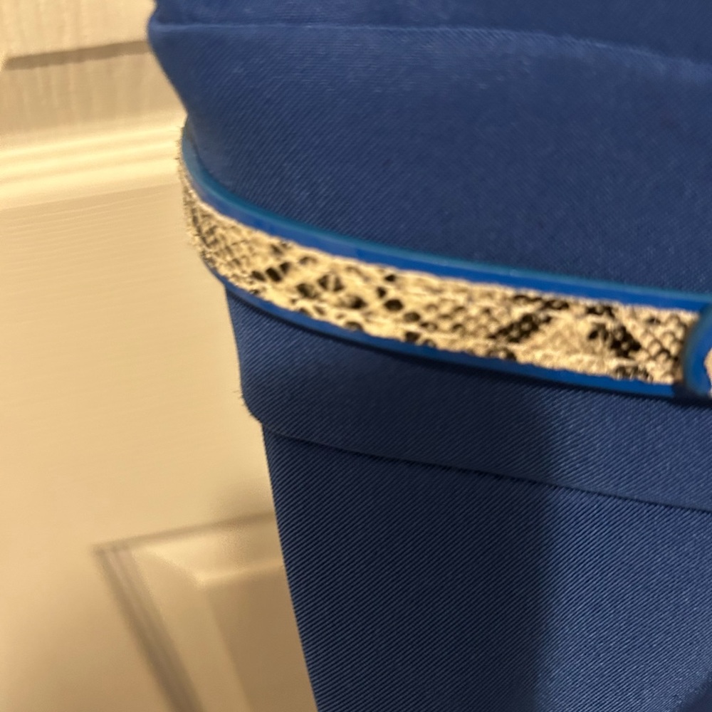 Beautiful dress perfect lined and very flattering - Picture 5 of 5